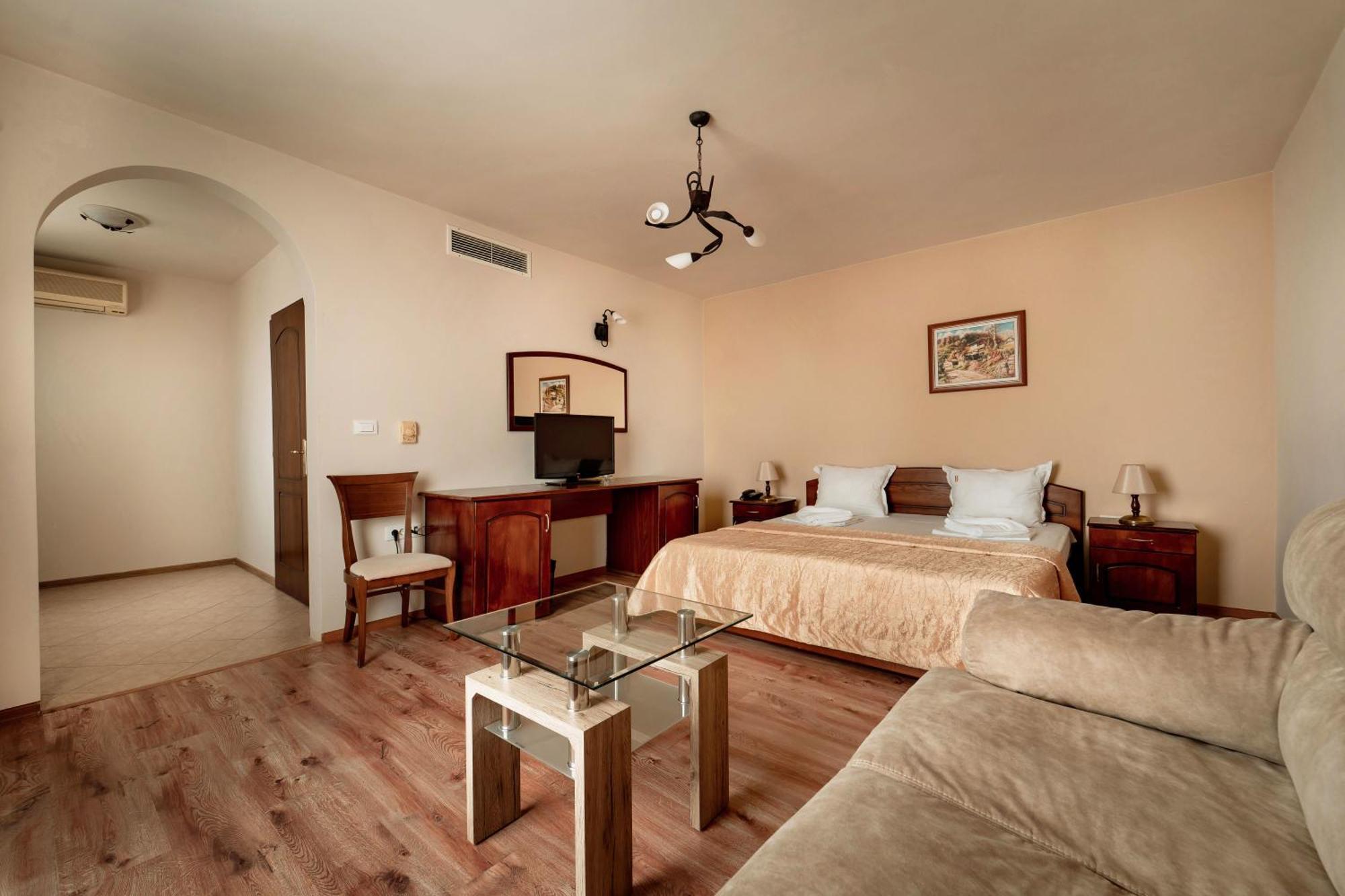 Winpalace Hotel 2*